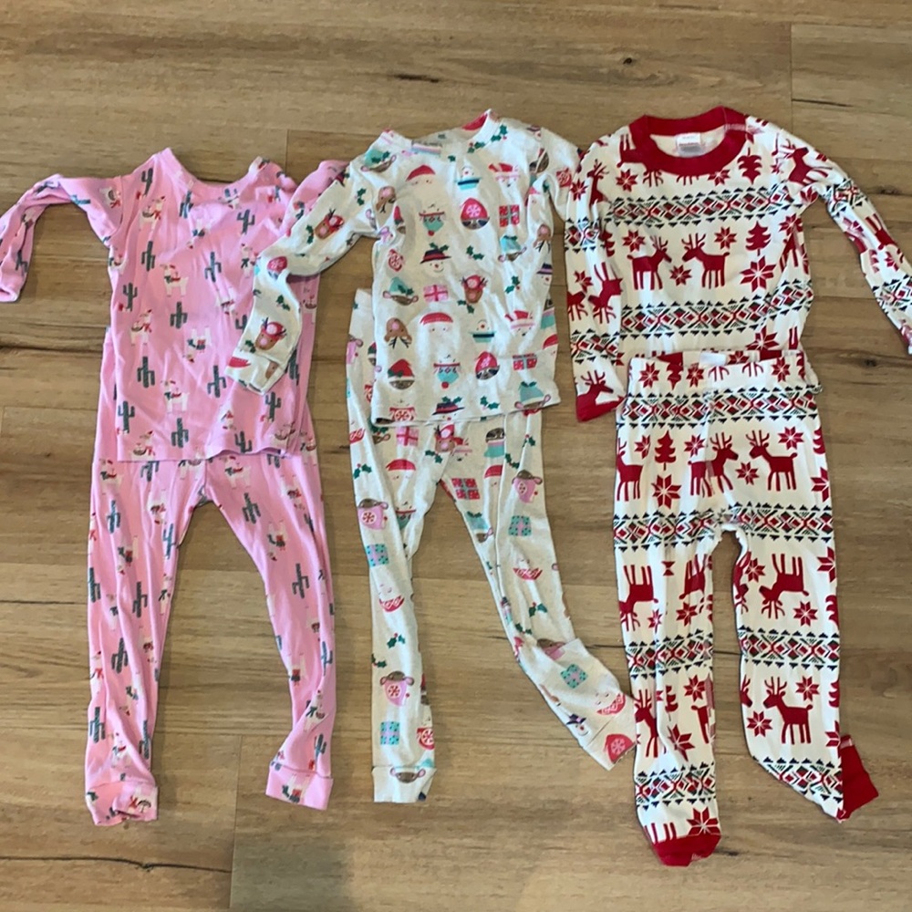 (3) Christmas pajamas size 5